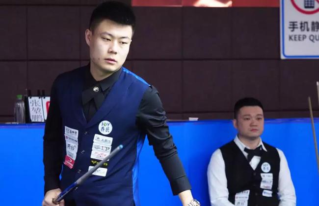 策略调整与 策略调整与