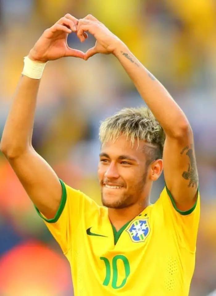 的关键英雄 的关键英雄