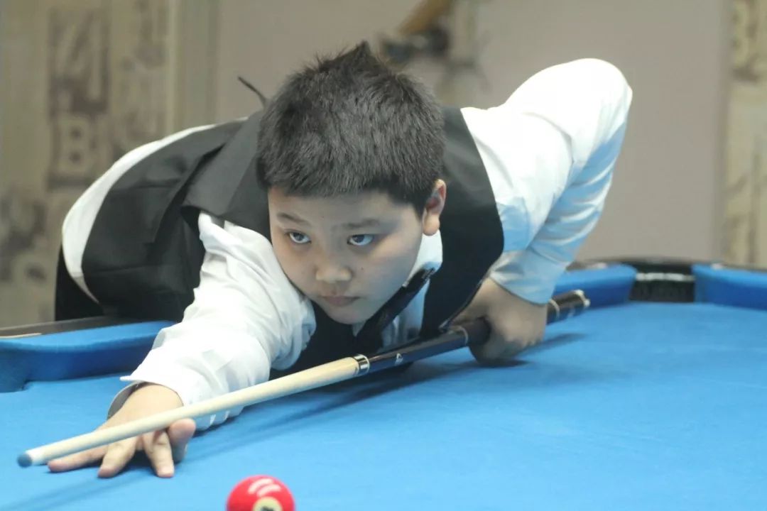 绩辉煌的球 绩辉煌的球