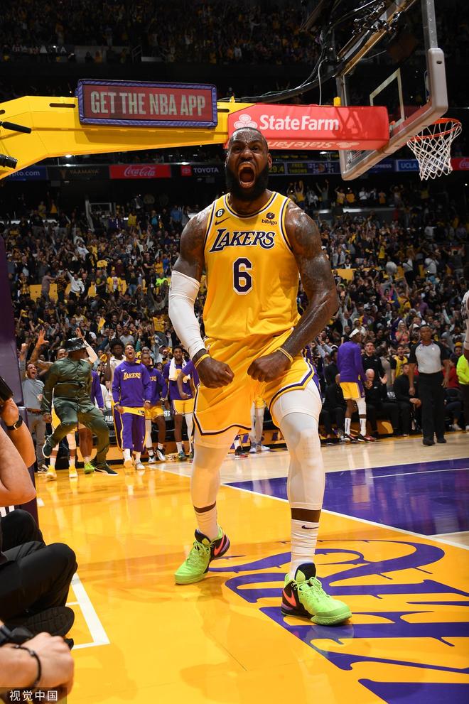 詹姆斯的突 詹姆斯的突